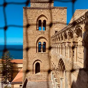 Apartment Cathedral Palace, Cefalu