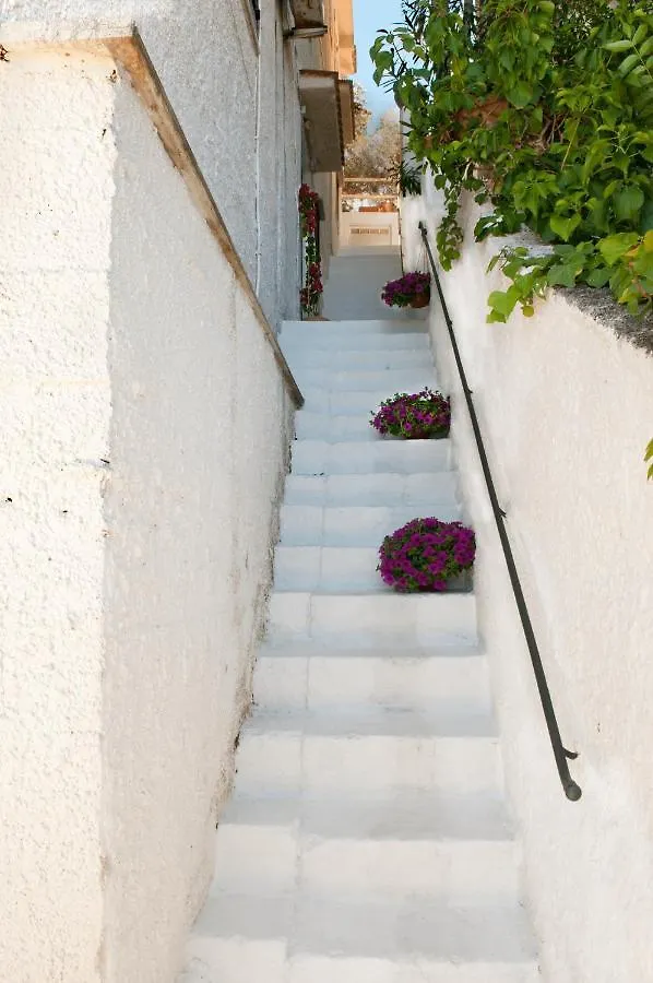 Apartment Cefalu Caldura House