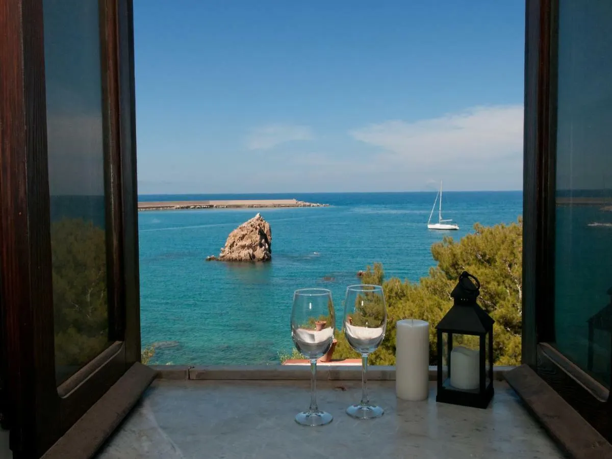 Cefalu Caldura House 0*,  Italien